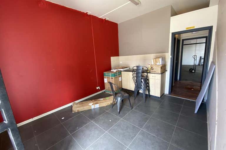 Unit 3, 46-48 Whyalla Place Prestons NSW 2170 - Image 4