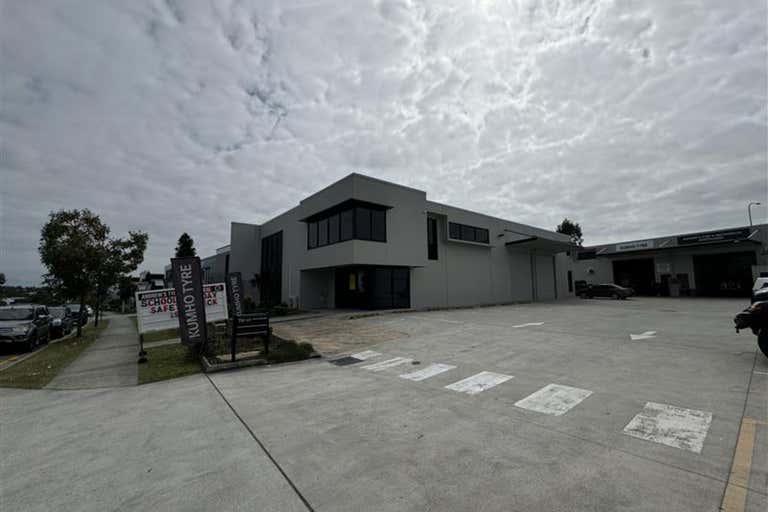 1/70 Flinders Parade North Lakes QLD 4509 - Image 2