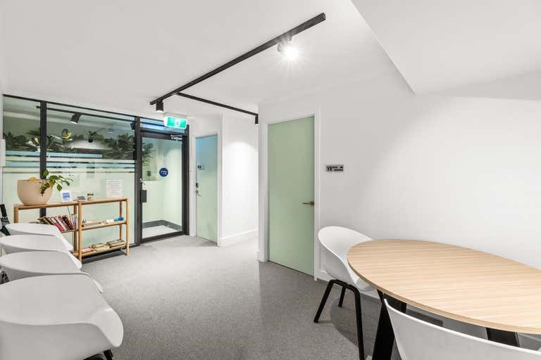 Suite 3/64 Griffith Street Coolangatta QLD 4225 - Image 2