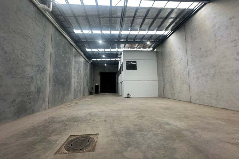 33 & 33A Nathan Drive Campbellfield VIC 3061 - Image 4