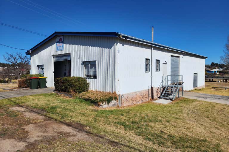 44 Matthew Street Stanthorpe QLD 4380 - Image 1