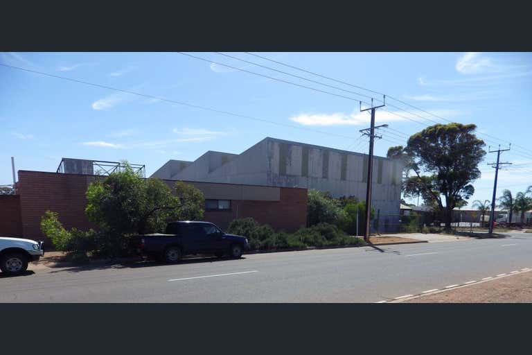 162 Lacey Street Whyalla SA 5600 - Image 2