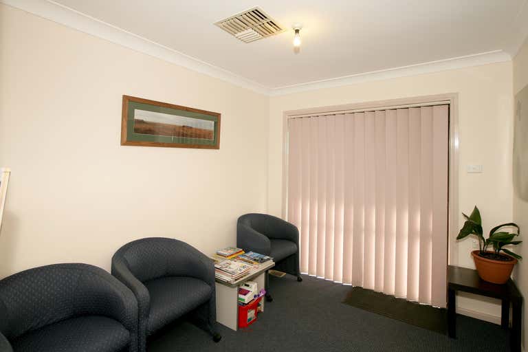 94 Forsyth Street Wagga Wagga NSW 2650 - Image 4