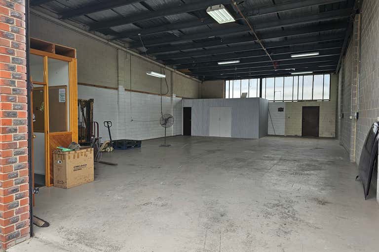 4/19-21 Park Drive Dandenong South VIC 3175 - Image 2