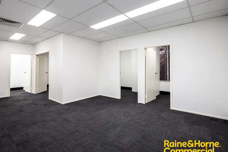 Suite 17, 82-84 Queen Street Campbelltown NSW 2560 - Image 2