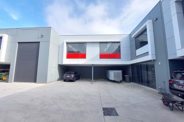 4/1 Millers Road Brooklyn VIC 3012 - Image 2