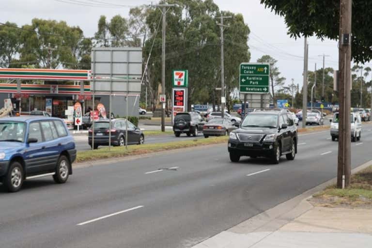 BWS , 310-312 Latrobe Terrace (corner Austin Street) Newtown VIC 3220 - Image 4