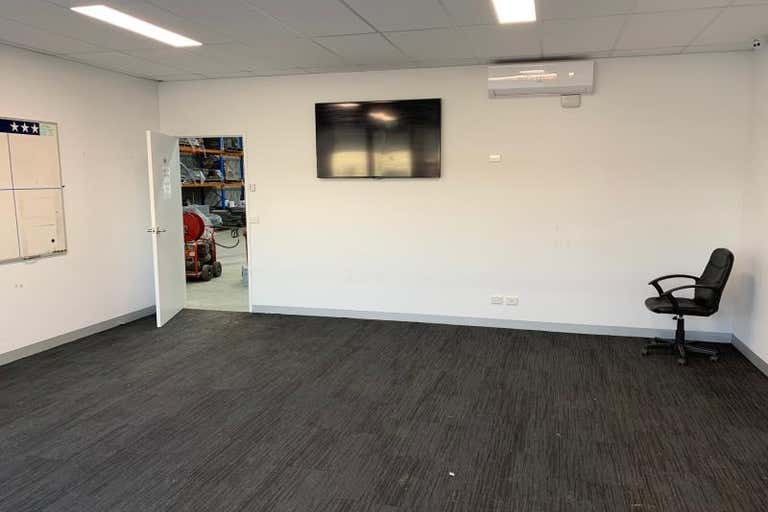 Unit 2, 116-118 Abbott Road Hallam VIC 3803 - Image 2