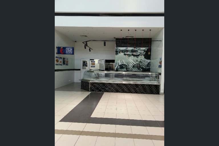 Sanctuary Lakes Shopping Centre, 300 Point Cook Road Point Cook VIC 3030 - Image 1