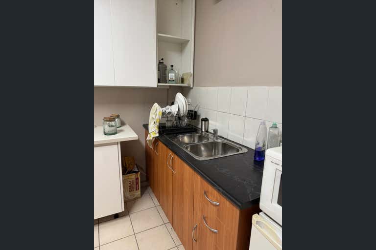 6/8 Commercial DR Tullamarine VIC 3043 - Image 4