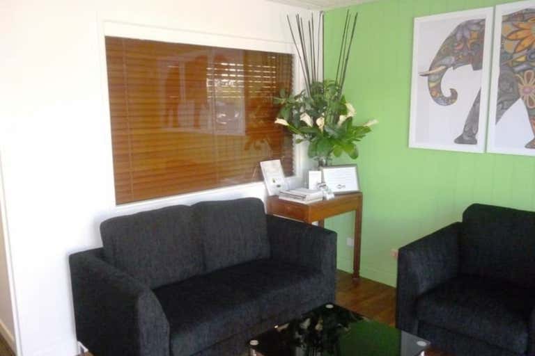 1/69 Secam Street Mansfield QLD 4122 - Image 3