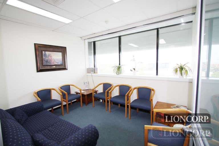 Upper Mount Gravatt QLD 4122 - Image 2