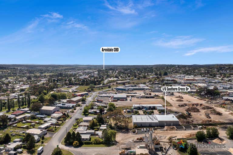 1/6 Southern Cross Drive Armidale NSW 2350 - Image 4