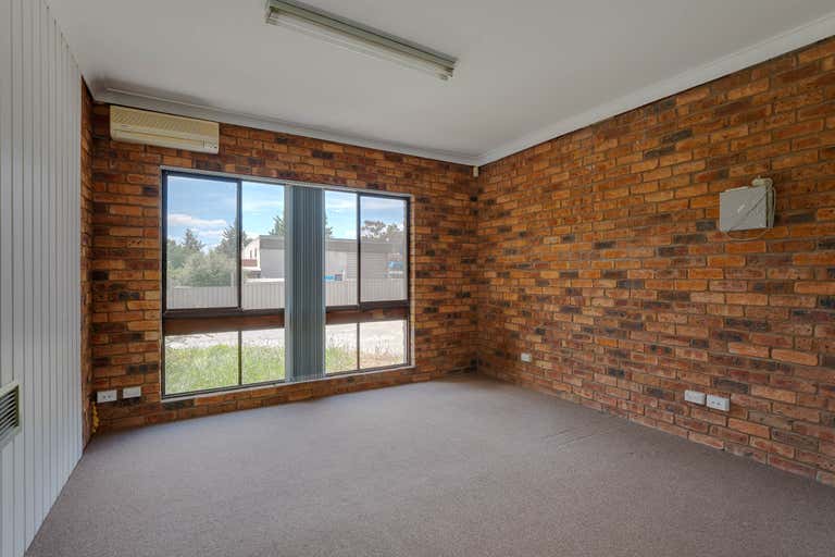 54A Sinclair Street Goulburn NSW 2580 - Image 2