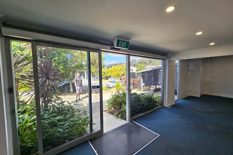 1/60 Township Drive Burleigh Heads QLD 4220 - Image 4