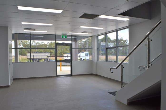 Unit 2, 422 Progress Circuit Prestons NSW 2170 - Image 2