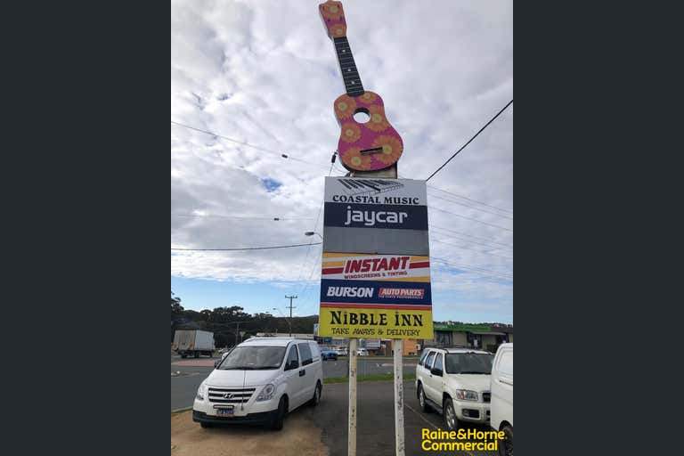 Units 5 & 6, 148 Lake Road Port Macquarie NSW 2444 - Image 3