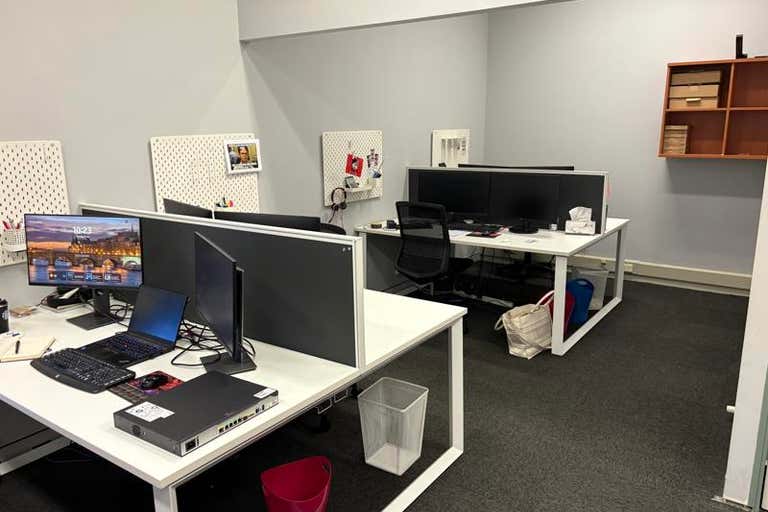 3  , 3/110 Mounts Bay Road Perth WA 6000 - Image 4