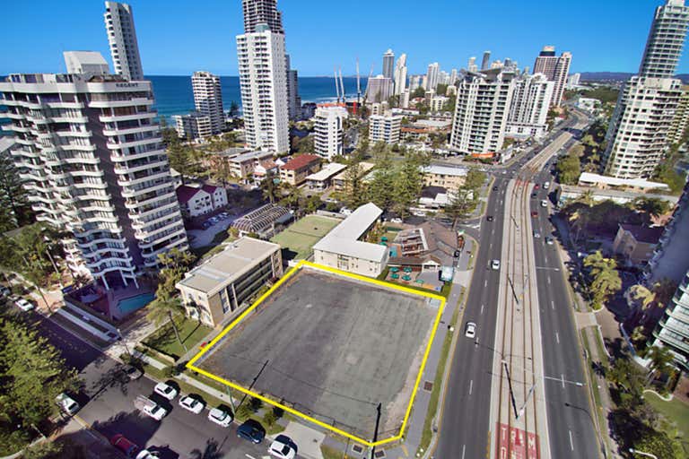 30 Aubrey Street Surfers Paradise QLD 4217 - Image 2