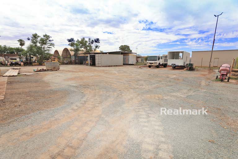 10 Willis Street Newman WA 6753 - Image 2