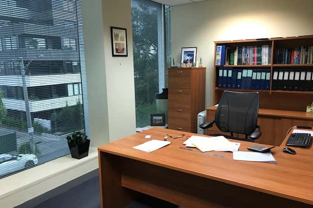 Suite 304, 737 Burwood Road Hawthorn East VIC 3123 - Image 3