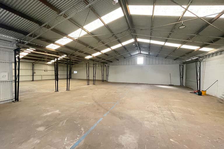 Unit 1/2 Lawson Crescent Coffs Harbour NSW 2450 - Image 4