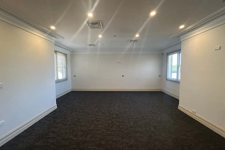 Suite 1C, 1-9 Iolanthe  Street Campbelltown NSW 2560 - Image 4