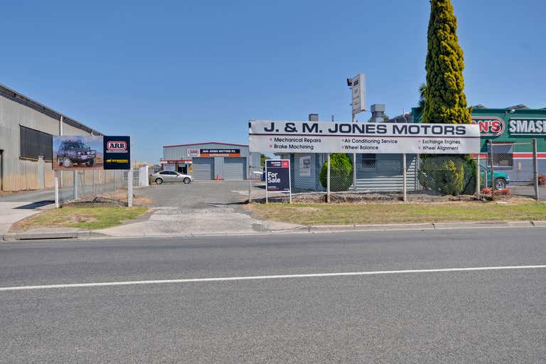 79 Latrobe Road Morwell VIC 3840 - Image 2