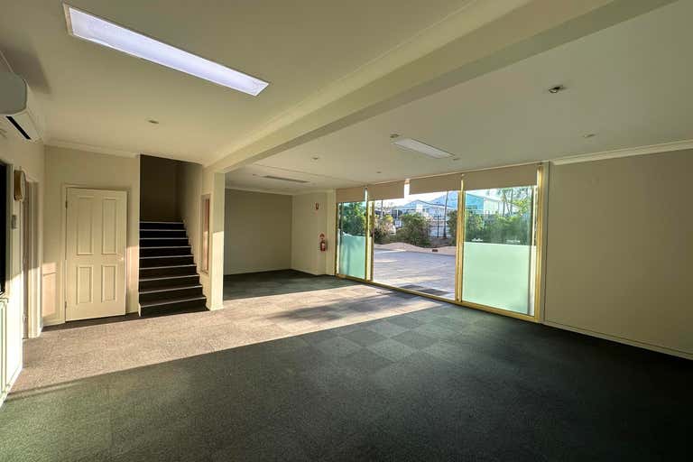 2/16 Taree Street Burleigh Heads QLD 4220 - Image 2