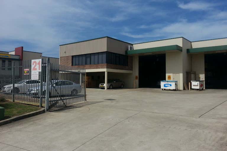 Unit 1, 21 Stennett Road Ingleburn NSW 2565 - Image 3