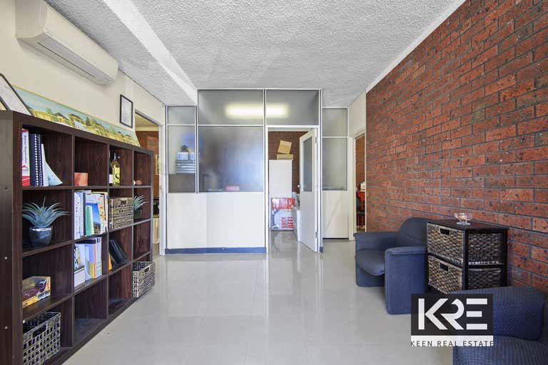 11/5-7 Chandler Rd Boronia VIC 3155 - Image 2