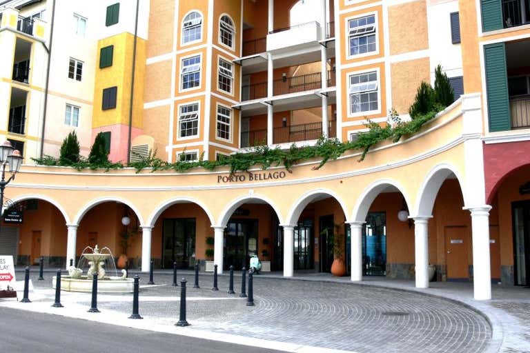 Emerald Lakes, Porto Bellago, 3279, Ground Floor, 3030 The Boulevard Carrara QLD 4211 - Image 3