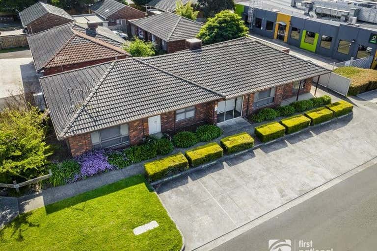 5B Codrington Cranbourne VIC 3977 - Image 1