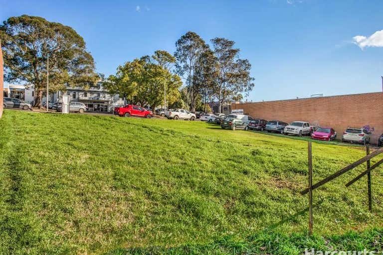 54-56 Young Street Drouin VIC 3818 - Image 4