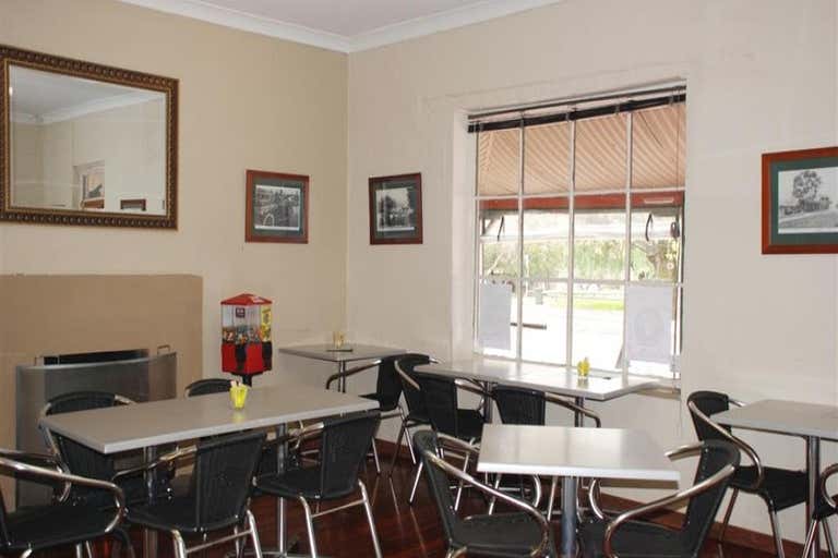 8 Hill Street Willunga SA 5172 - Image 3