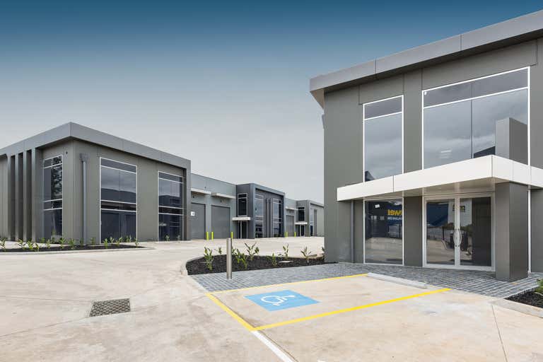 W Corporate, 2223 Masterson Court & 68 Hazel Dr, Warragul, VIC 3820