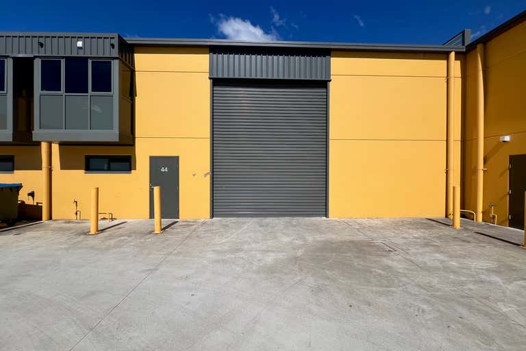 Barry Road Industrial Estate, 10 Barry Road Chipping Norton NSW 2170 - Image 1