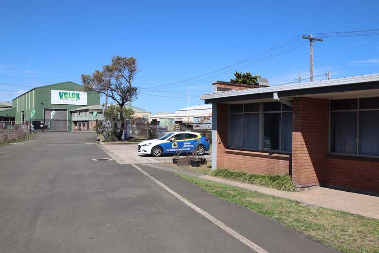 164 Shellharbour Road Port Kembla NSW 2505 - Image 2