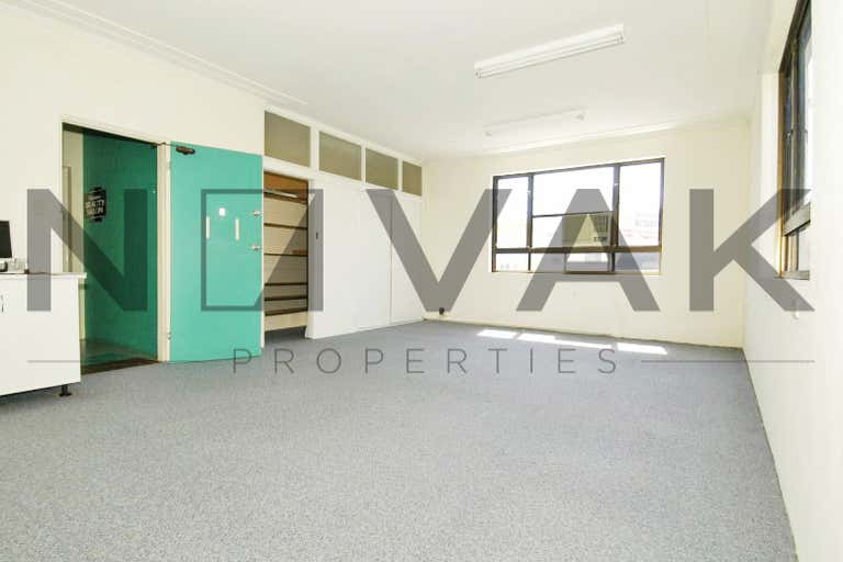 LEASED BY MICHAEL BURGIO 0430 344 700, Suite 5/1421 Pittwater Road Narrabeen NSW 2101 - Image 1