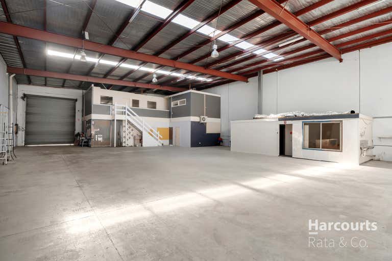 4/28 Keon Parade Thomastown VIC 3074 - Image 2