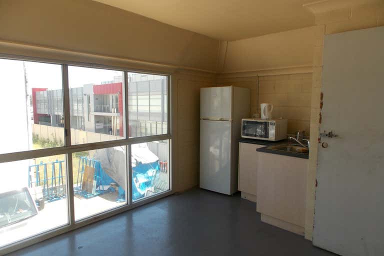 Unit 4, 16 Carnegie Place Blacktown NSW 2148 - Image 4