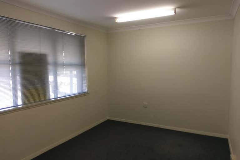 Level 1 Suite 3, 250 Mann Street Gosford NSW 2250 - Image 4