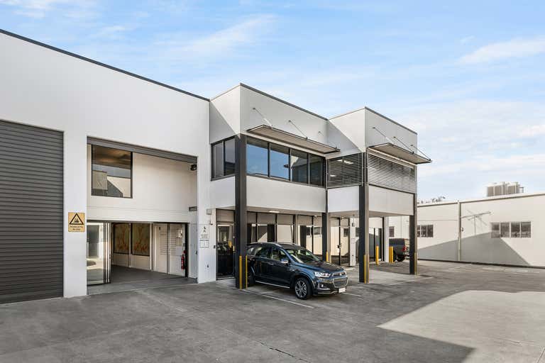 3/787 Kingsford Smith Drive Eagle Farm QLD 4009 - Image 1