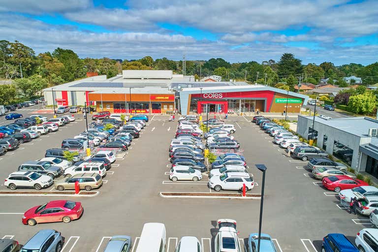 Coles Woodend, 61 High Street Woodend VIC 3442 - Image 4