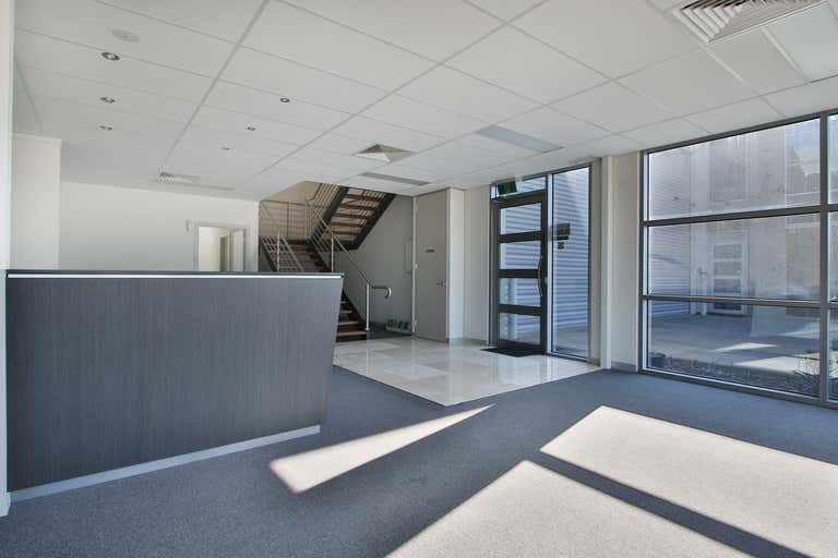 5/5 COMMERCIAL DRIVE Lynbrook VIC 3975 - Image 3