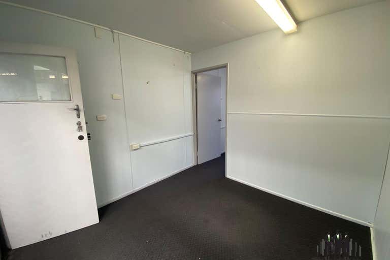 20 King St Caboolture QLD 4510 - Image 4