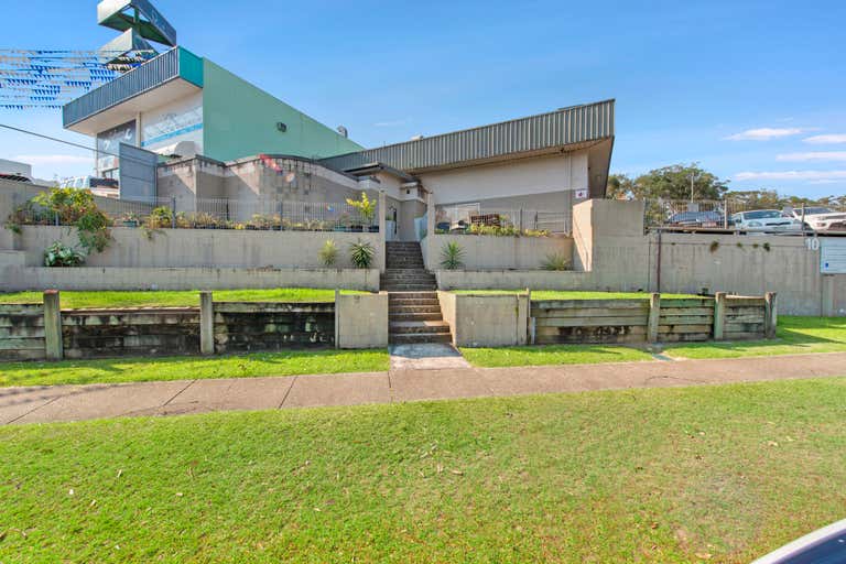 1/10 Green Glen Road Ashmore QLD 4214 - Image 1