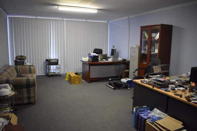 Unit 8, 165 Waldron Road Chester Hill NSW 2162 - Image 4