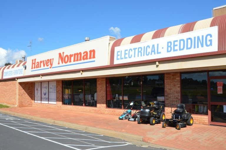 Harvey Norman, 5-11 Saleyards Road Parkes NSW 2870 - Image 3
