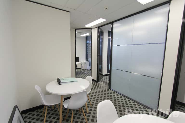 504/566 St Kilda Road Melbourne VIC 3004 - Image 4